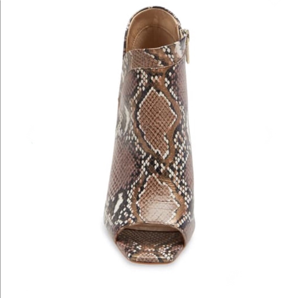 New Vince Camuto Fedrilla Snake Print Embossed Block Heel Peep Toe Bootie - Picture 9 of 15